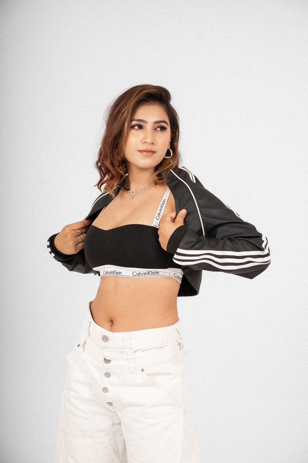 Divya Pandey — sport look portrait